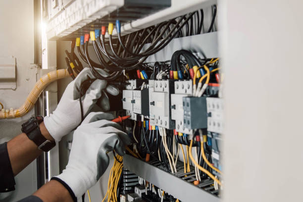 Best Circuit Breaker Repair  in Holloman Af, NM